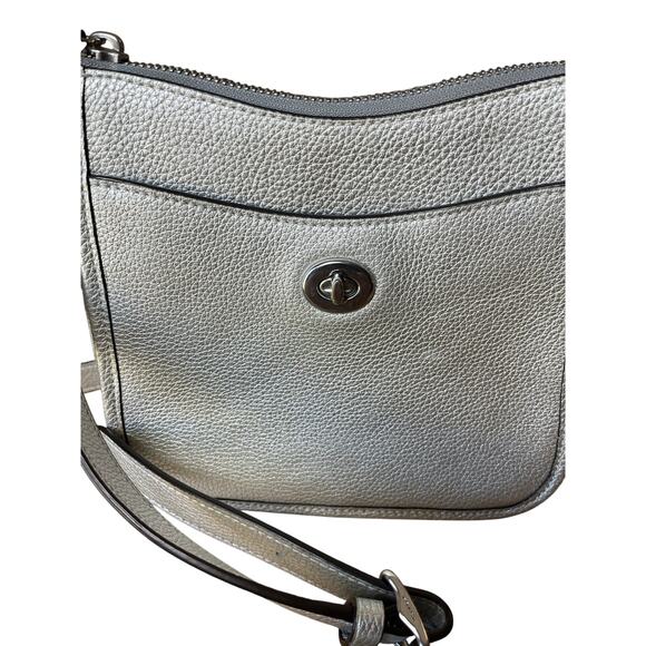 Coach | Silver Chaise Crossbody Pebbled Leather w/Charm Metallic Sheen - Picture 3 of 10